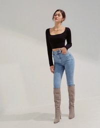 U Collar Knit Fitted Crop Top