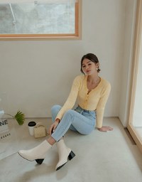 【I'M Meme Joint Name】Beaded Button Crop Knit Blazer Jacket