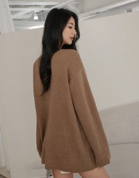 Gold Chased Cashmere Knit Loose Top