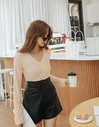 V Neck Diagonal Button Knit Top