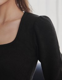 【Porima' Picks】U Neck Straight Grain Crop Fit Top