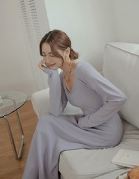 V Neck Slit Knit Maxi Dress