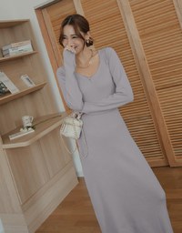 V Neck Slit Knit Maxi Dress