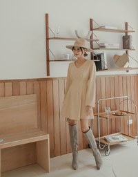 V Neck Pleated Puff Sleeve Flare Dress