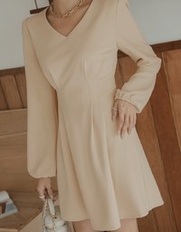 V Neck Pleated Puff Sleeve Flare Dress