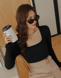 Square Neck Long Sleeve Knit Fit Top