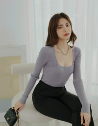 Square Neck Long Sleeve Knit Fit Top