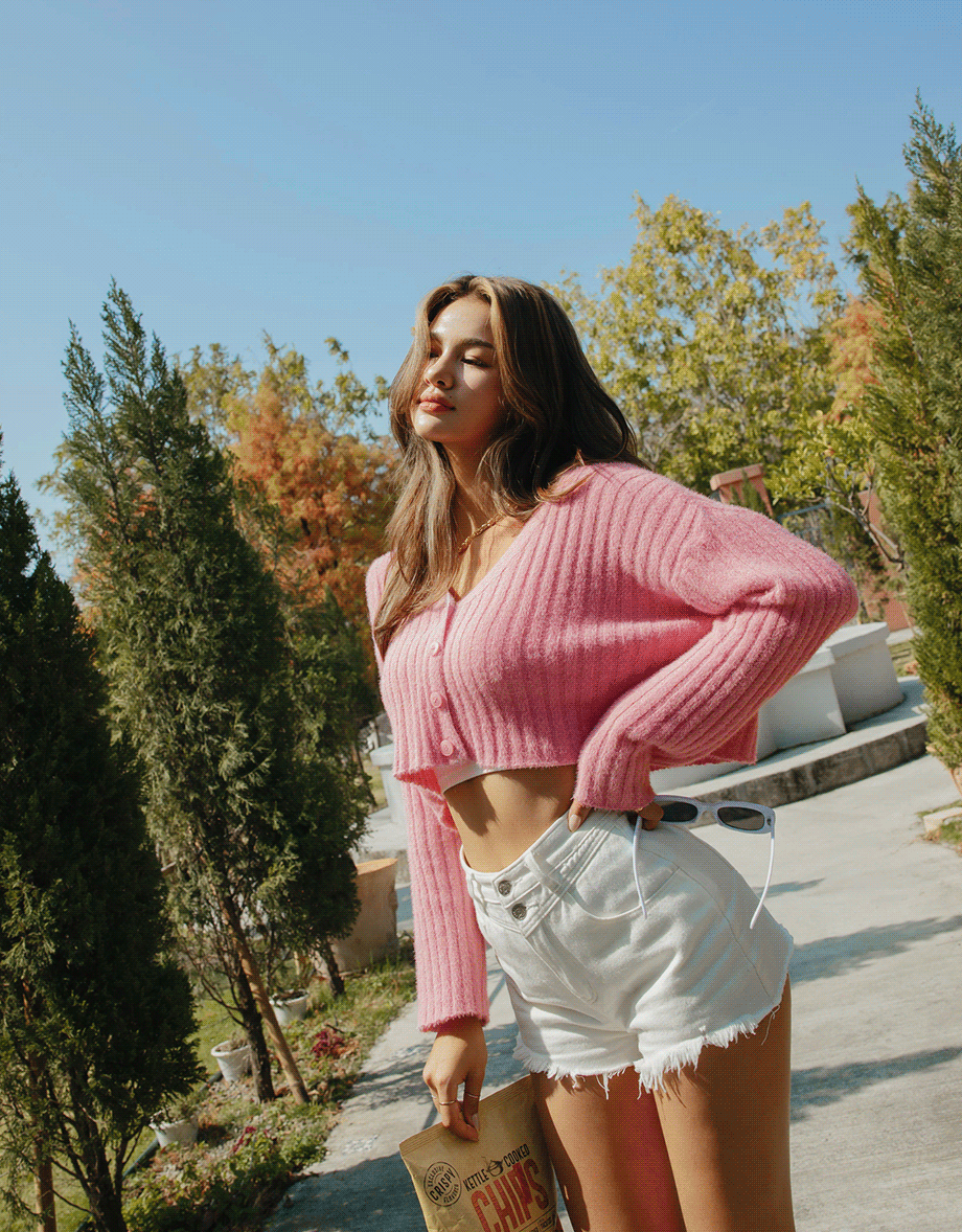 Button-Up Knit Cropped Top