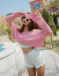 Button-Up Knit Cropped Top