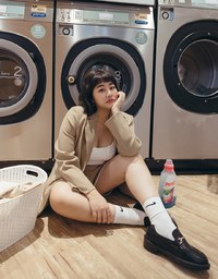 Minimalistic Two-Tone Short