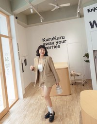 Chic Lapel Double-Button Blazer (With Shoulder Pads)