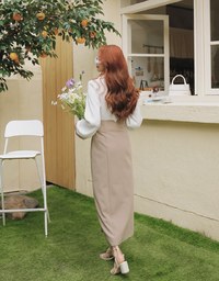 Lapel Buttoned Pleated Crop Top