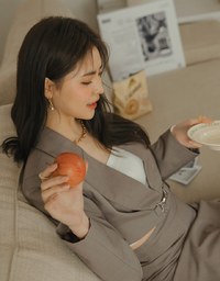 Irregular Slit Suit Skirt