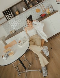 Plain High Waisted Slim Flare Pants