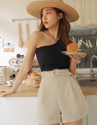 Pleated Wide Shorts (With Belt)
