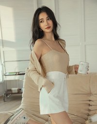 V-Neck Two-Piece Knit Crop Top