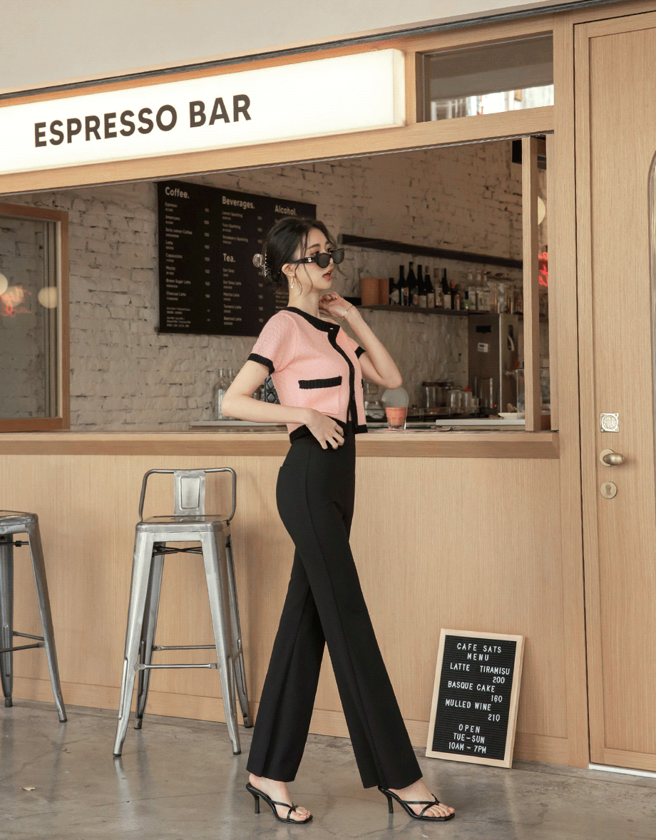 Contrast Color Button Pocket Knit Top