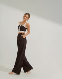 Trimmed Bead Button Crop Tank Top