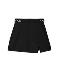 AIRY HOURGLASS K-Pop Slimming Side Silver Chain Slit Skorts