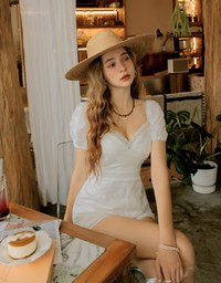 V-NECK Lace Jumpsuit