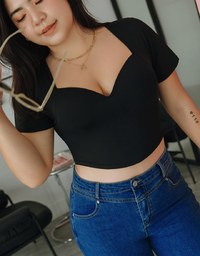 Cooling Push-Up u Collar Crop Fit Bra Top