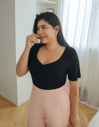 Basic Knit Scrunch Top