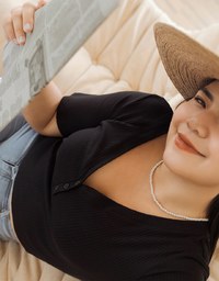 V Neck Simple Knit Top