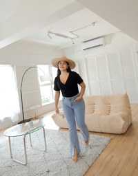 V Neck Simple Knit Top