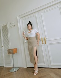 Two-Piece Hollow Top