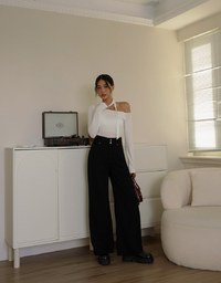 【Den!m LITE】Perfect Waistline JEANS PANTS Airy Lightweight Fabric Extra High Waisted Slimming Jeans Skirt DNA