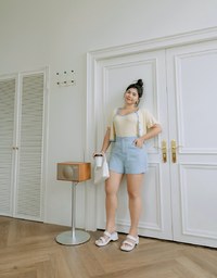 【Den!m LITE】Perfect Waistline Denim SHORTS Lightweigth Fabric Extra High Waisted Slimming Jeans Skirt DNA