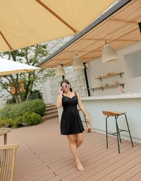Cross Wrinkle Slimming Dress