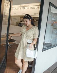 Ditsy Floral Tie Ribbon Mini Dress