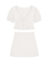 Embroidered Lace-Up Set Wear