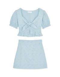 Embroidered Lace-Up Set Wear