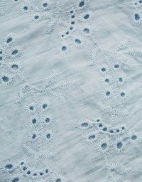 Embroidered Lace-Up Set Wear