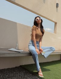 V Neck Crop Knit Top