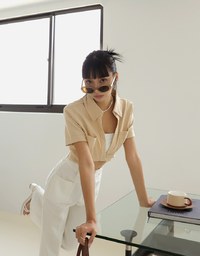 Front Twist Open Collar Crop Top