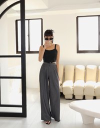 Front Detailed Slit Tank Top (With Padding)