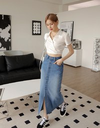 Slant Button Open Collar Top