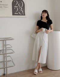 Pearl Crinkle Short Sleeve Top