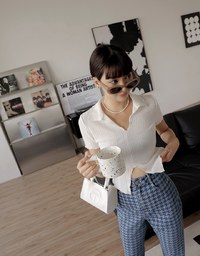 Wrinkled V Neck Short Sleeve Top