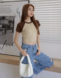 Contrast Color Fitted Short Sleeve Top