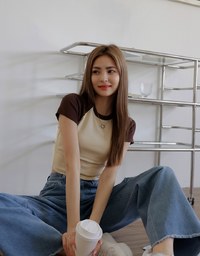 Contrast Color Fitted Short Sleeve Top