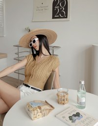 Arc Pleated Shorts (With Belt)