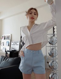 Buckle Pleated Shorts