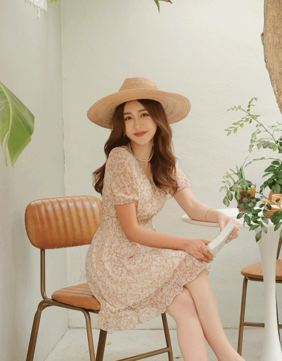Floral Puff Sleeve Fishtail Mini Dress