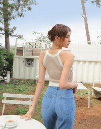 Très Chic Halter Knit Top