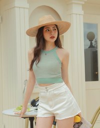 Très Chic Halter Knit Top