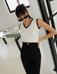 V Neck Color Edge Crop Vest